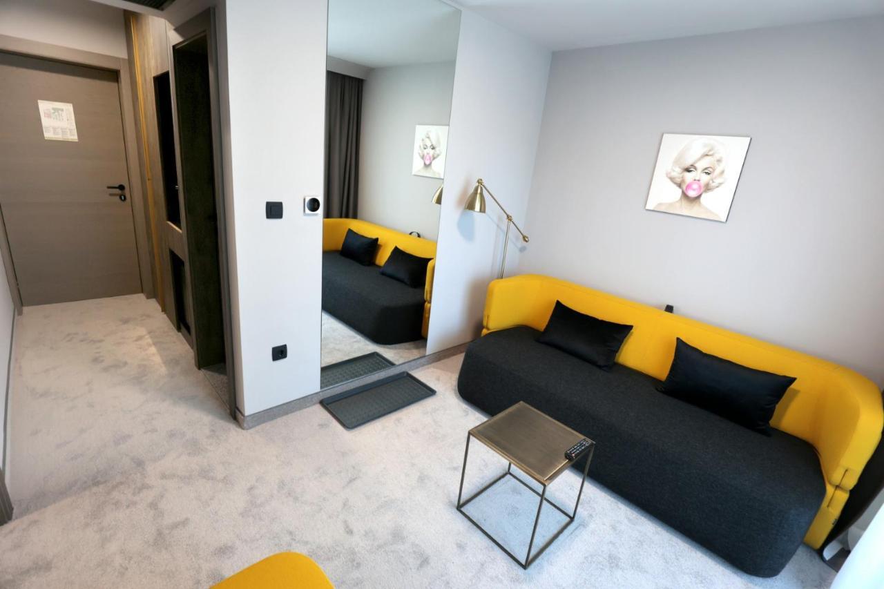 Hotel Milenij Makarska Dış mekan fotoğraf