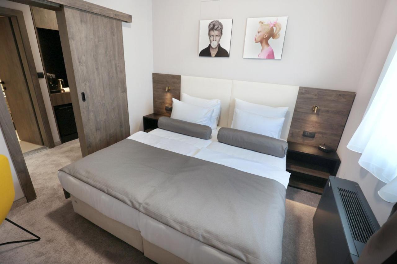 Hotel Milenij Makarska Dış mekan fotoğraf
