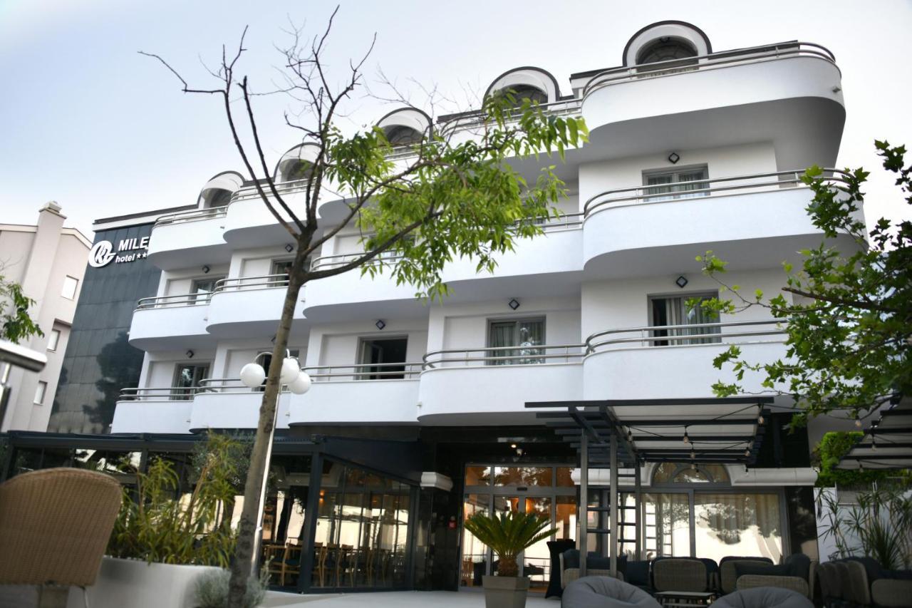 Hotel Milenij Makarska Dış mekan fotoğraf