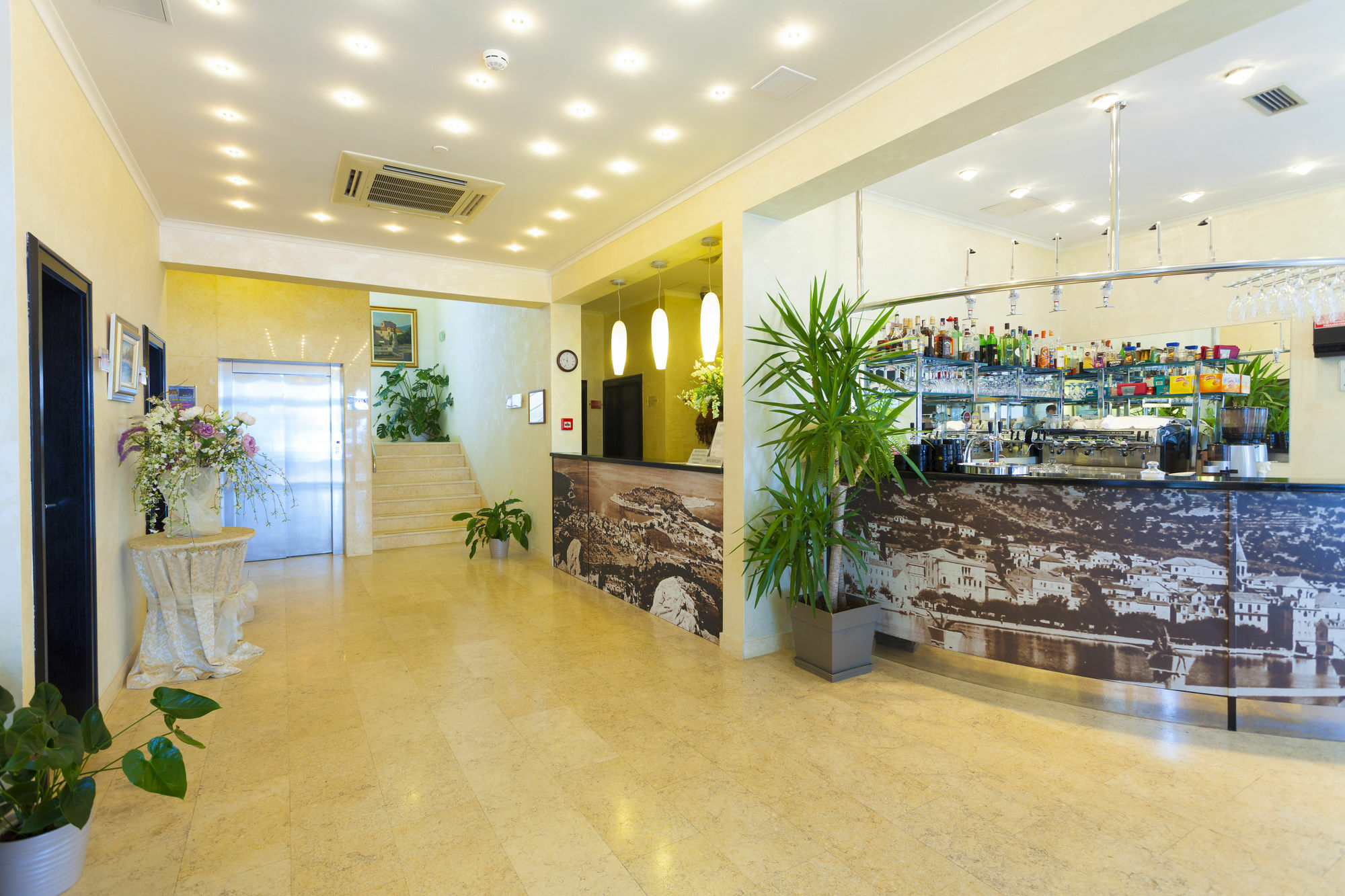 Hotel Milenij Makarska Dış mekan fotoğraf