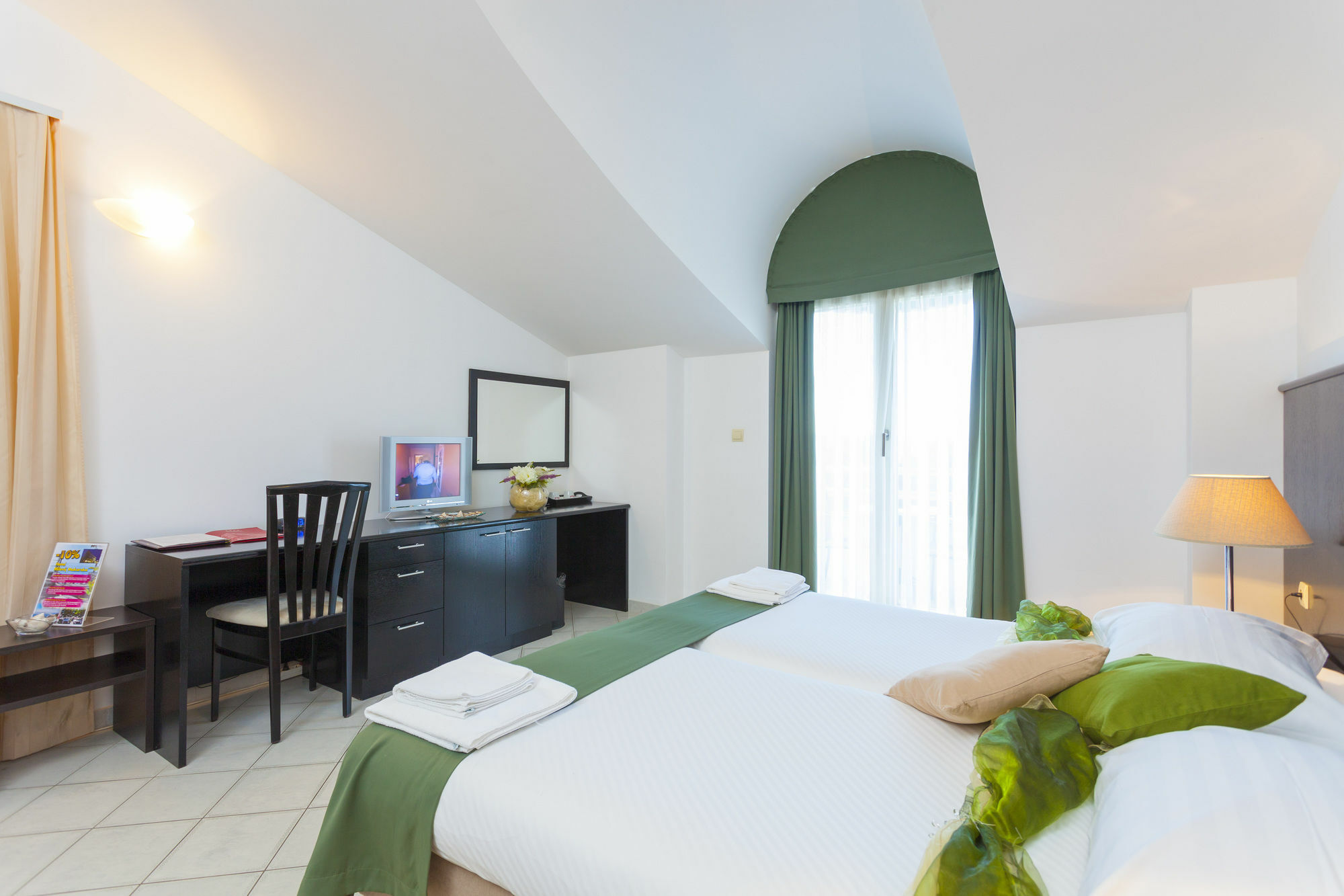 Hotel Milenij Makarska Dış mekan fotoğraf